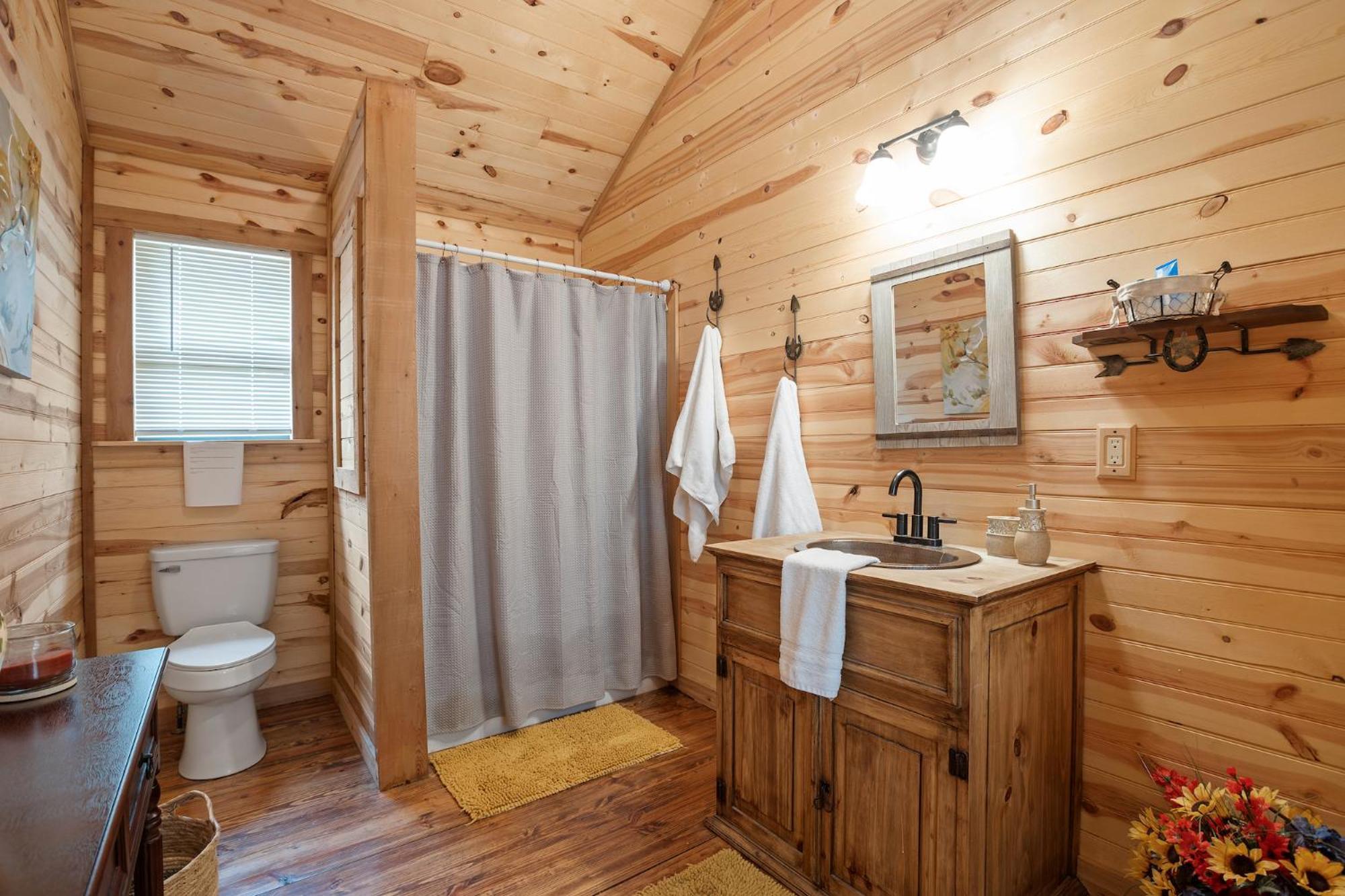 Hr Cabin 4 - The Sunflower Cottage Fredericksburg Esterno foto