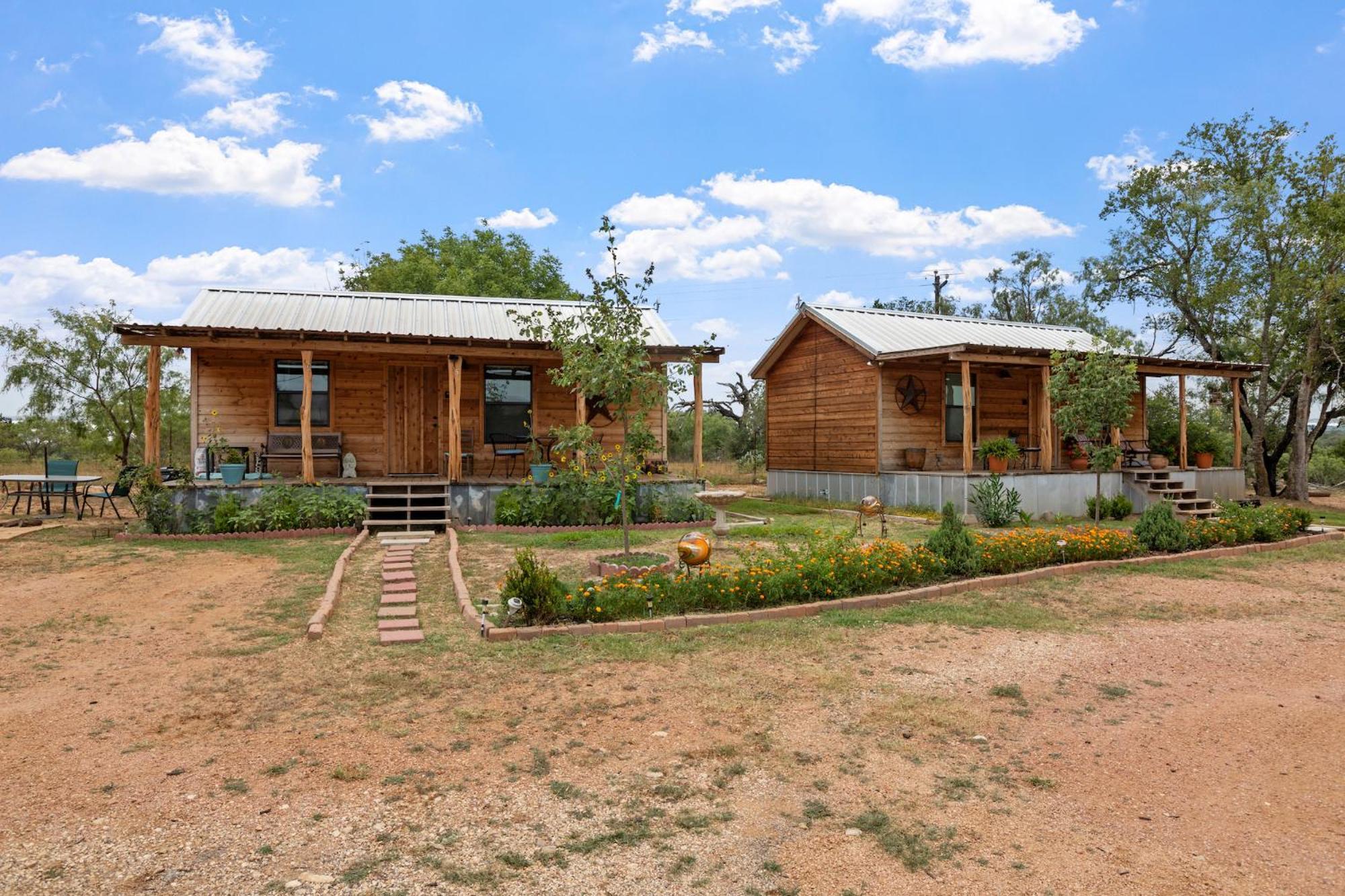 Hr Cabin 4 - The Sunflower Cottage Fredericksburg Esterno foto