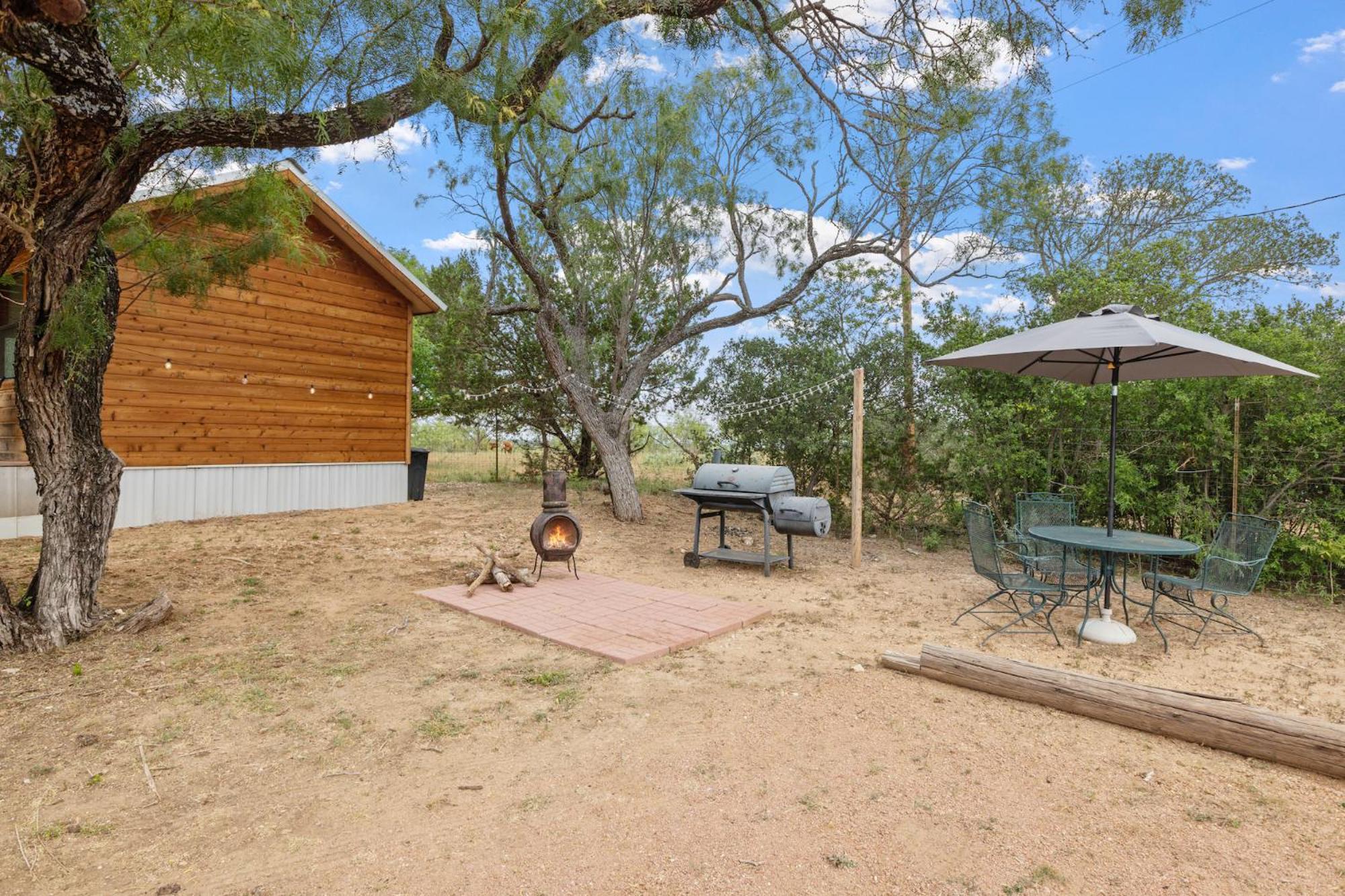 Hr Cabin 4 - The Sunflower Cottage Fredericksburg Esterno foto
